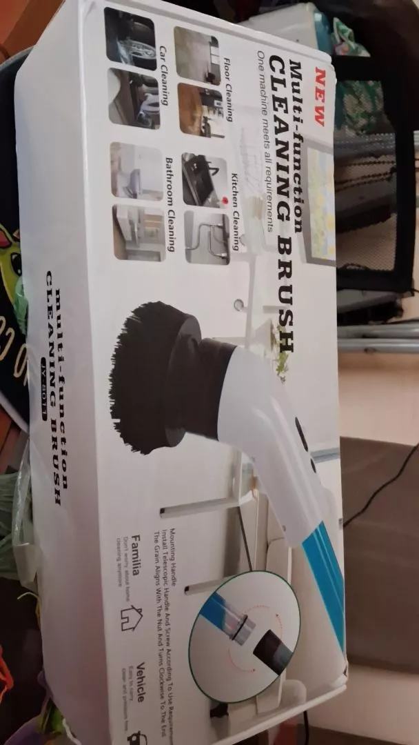 Escova de Limpeza Elétrica Rotativa 9 em 1 com Dispenser de Sabão, Sem Fio, Recarregável, Multiuso IZEPOWER CLEAN photo review