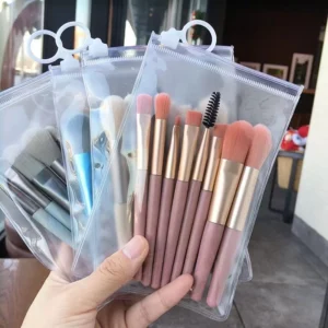 Kit de Pincéis de Maquiagem 8 Peças com Estojo Transparente Para Viagem Cerdas Macias Face e Olhos IZEGLAM TOUCH