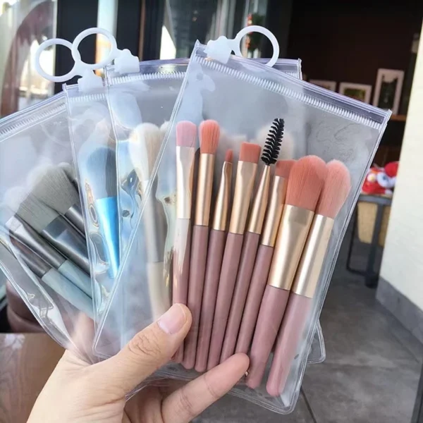 Kit de Pincéis de Maquiagem 8 Peças com Estojo Transparente Para Viagem Cerdas Macias Face e Olhos IZEGLAM TOUCH