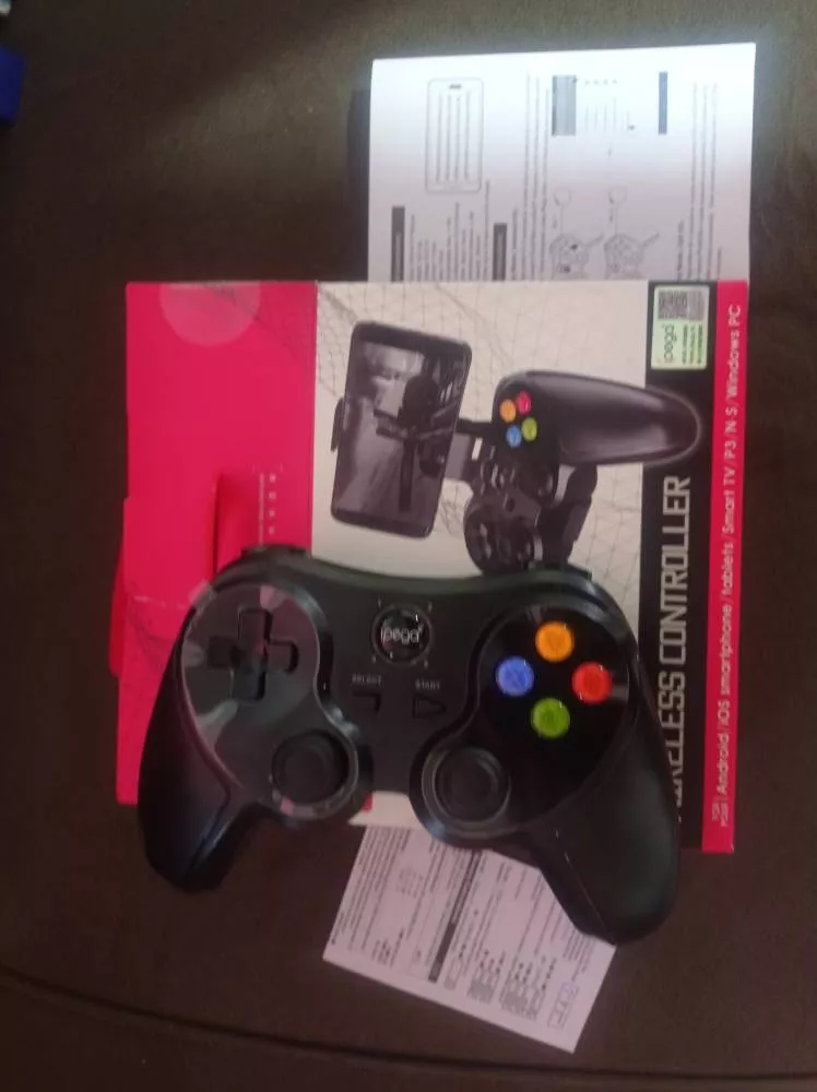 Controle Sem Fio Gamer Bluetooth Multiplataforma Android iOS PC IZEPLAY PRO photo review