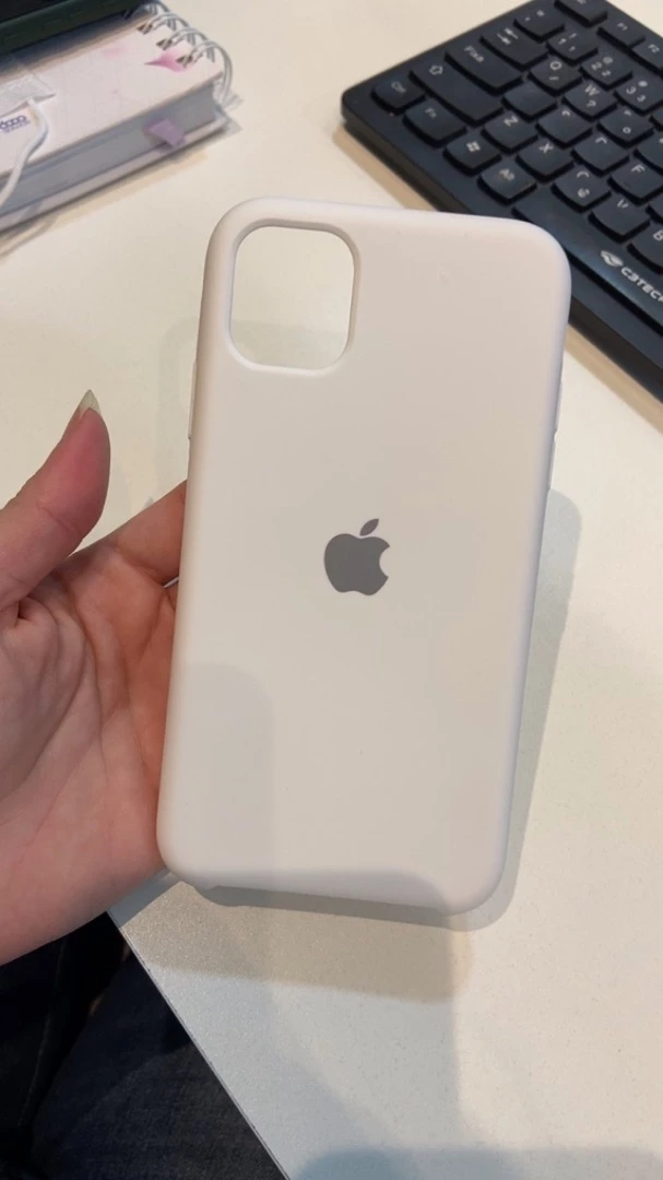 Capa Silicone iPhone 11 Proteção Aveludada Cores Variadas IZESOFT SHIELD photo review