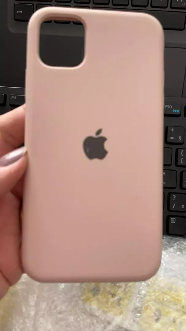 Capa Silicone iPhone 11 Proteção Aveludada Cores Variadas IZESOFT SHIELD photo review