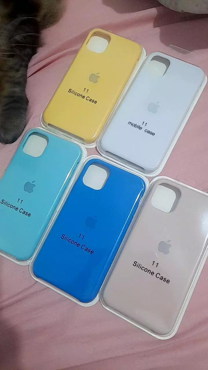 Capa Silicone iPhone 11 Proteção Aveludada Cores Variadas IZESOFT SHIELD photo review