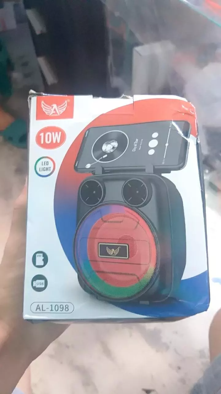 Caixa de Som Bluetooth 5.0 10W RGB Bateria Longa Duração IZEBOOST SOUND photo review