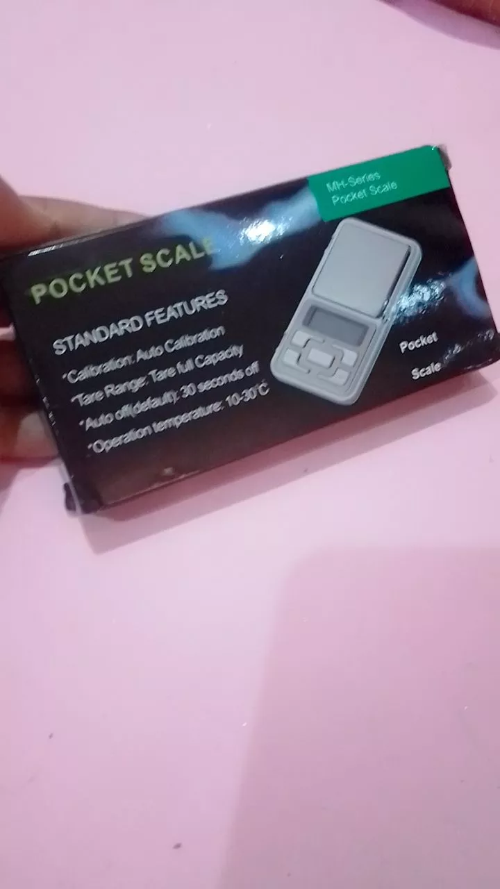 Balança Digital de Bolso Alta Precisão 0,01g a 500g Display Iluminado Portátil IZEWEIGHT PRO photo review
