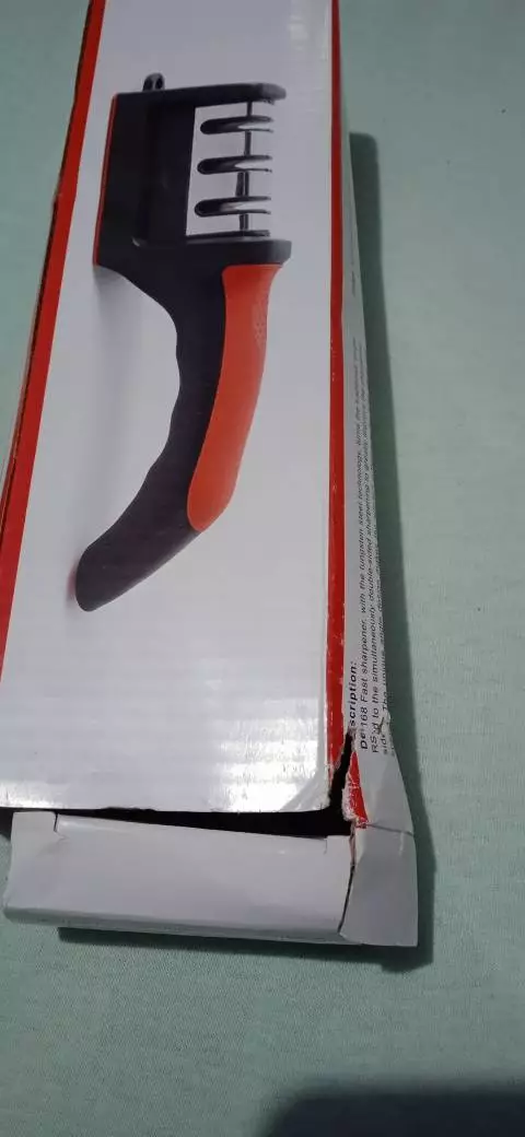 Afiador de Facas 3 Estágios Base Emborrachada Cabo Anatômico IZESHARP PRO photo review