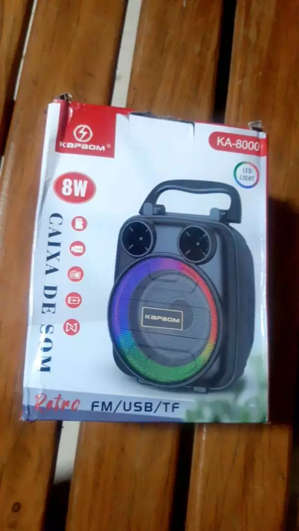 Caixa de Som Bluetooth 5.0 10W RGB Bateria Longa Duração IZEBOOST SOUND photo review