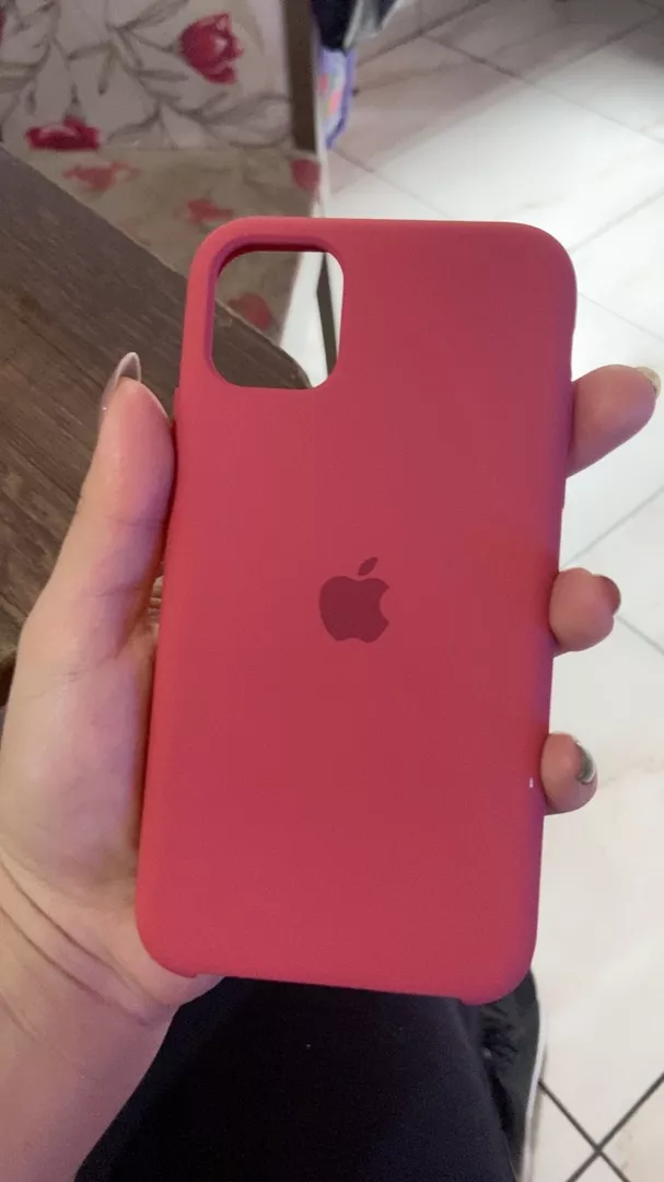 Capa Silicone iPhone 11 Proteção Aveludada Cores Variadas IZESOFT SHIELD photo review