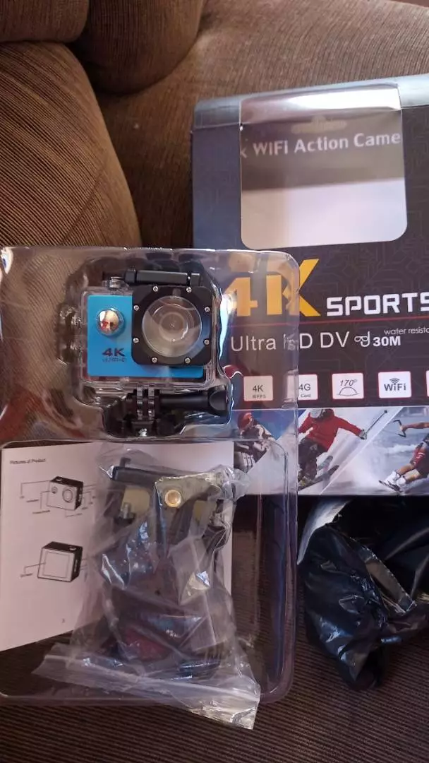 Câmera Esportiva 4K Ultra HD à Prova D'Água Wi-Fi IZEADVENTURE PRO photo review