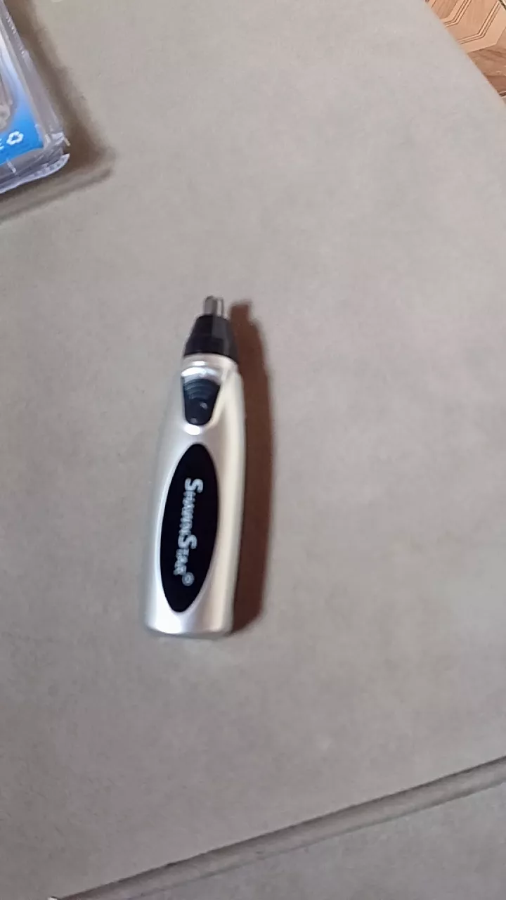 Aparador de Pelos Elétrico Portátil Nariz Orelha Inox IZECARE PRO photo review