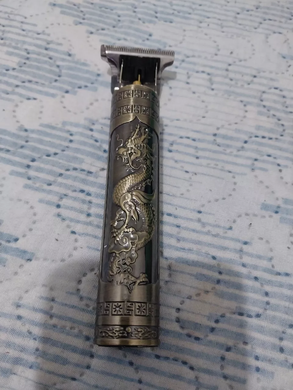 Kit Barbeador e Aparador Masculino Profissional – Lâmina de Aço Carbono, Portátil, Precisão IZEEDGE MASTER photo review