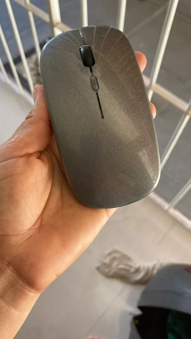 Mouse Sem Fio Recarregável RGB Bluetooth Silencioso IZECLIC PRO photo review