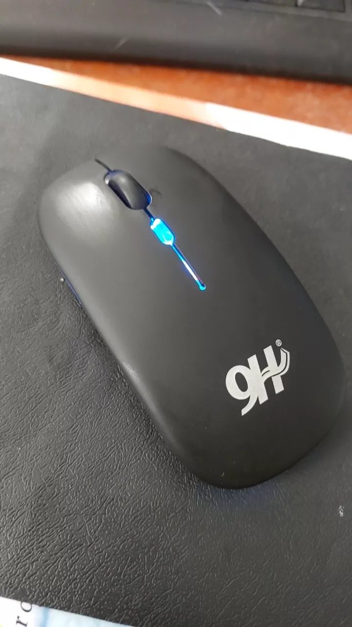Mouse Sem Fio Recarregável RGB Bluetooth Silencioso IZECLIC PRO photo review