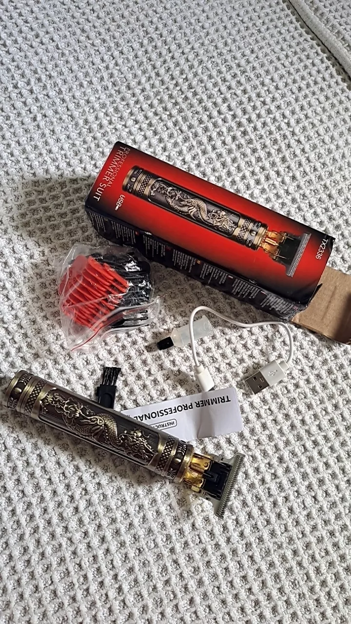 Kit Barbeador e Aparador Masculino Profissional – Lâmina de Aço Carbono, Portátil, Precisão IZEEDGE MASTER photo review