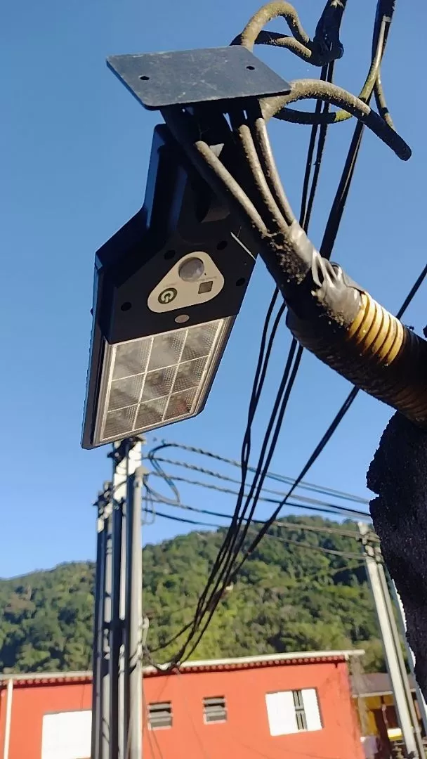 Refletor Solar LED Sensor Movimento Externo 160 LEDs Prova D’Água IZESECURE LIGHT photo review