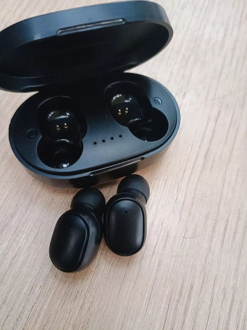 Fone de Ouvido Sem Fio Bluetooth 5.0 A6S Xiaomi Som Premium Bateria Longa Duração IZE SOUND PRO photo review