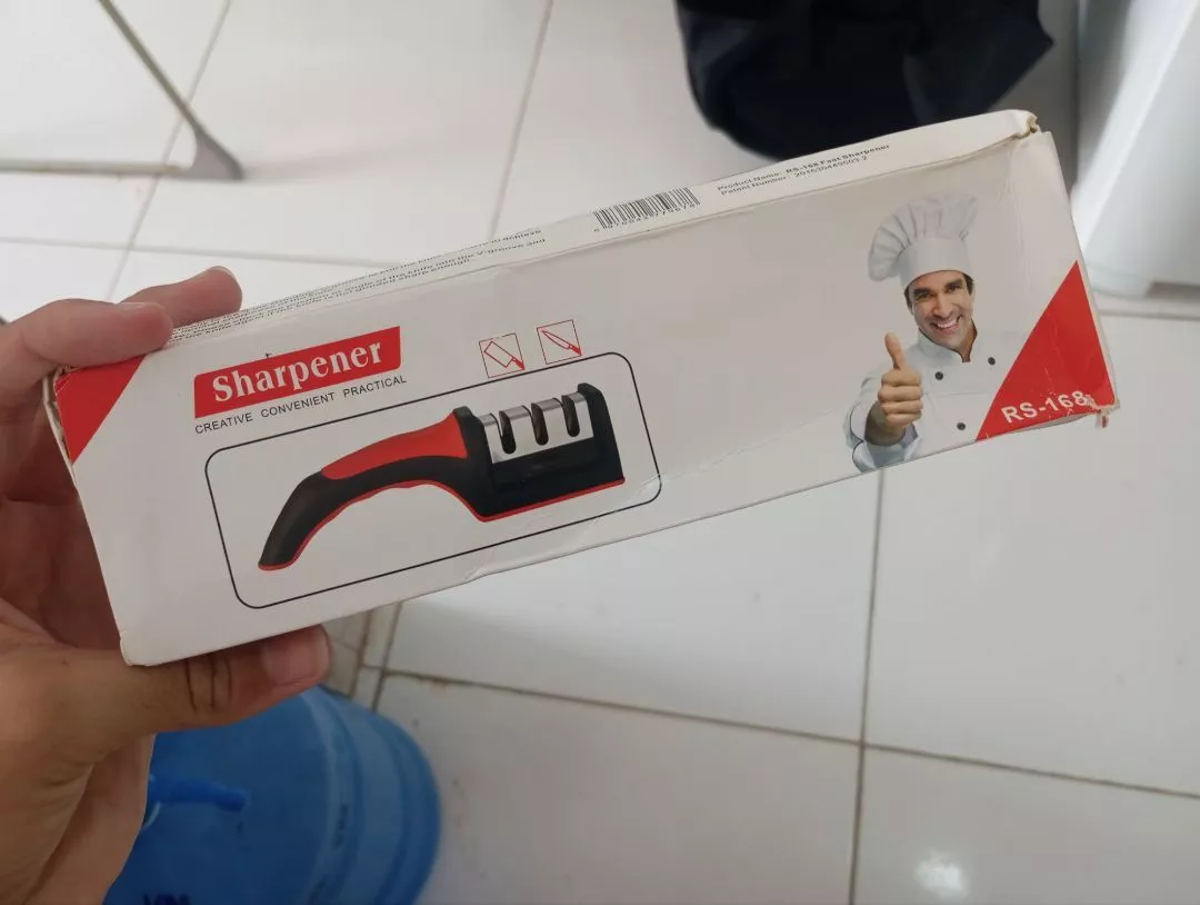 Afiador de Facas 3 Estágios Base Emborrachada Cabo Anatômico IZESHARP PRO photo review