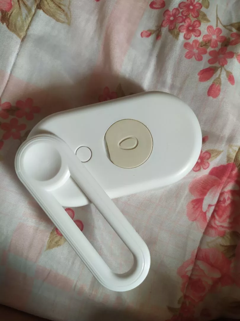 Escova Elétrica A Vapor 3 em 1 Para Gatos e Cães, Massagem, Remoção de Pelos, Recarregável - IZECARE STEAM PET photo review