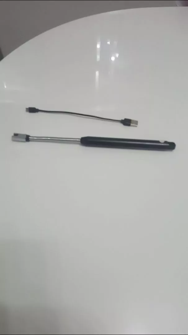 Acendedor de Plasma USB Recarregável Pescoço Flexível IZEFLAME ECO photo review