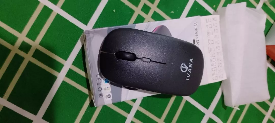 Mouse Sem Fio Recarregável RGB Bluetooth Silencioso IZECLIC PRO photo review
