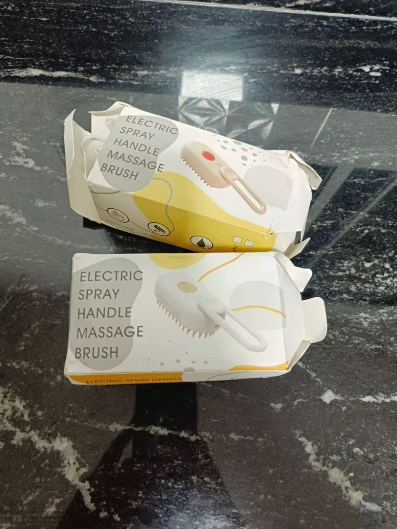 Escova Elétrica A Vapor 3 em 1 Para Gatos e Cães, Massagem, Remoção de Pelos, Recarregável - IZECARE STEAM PET photo review