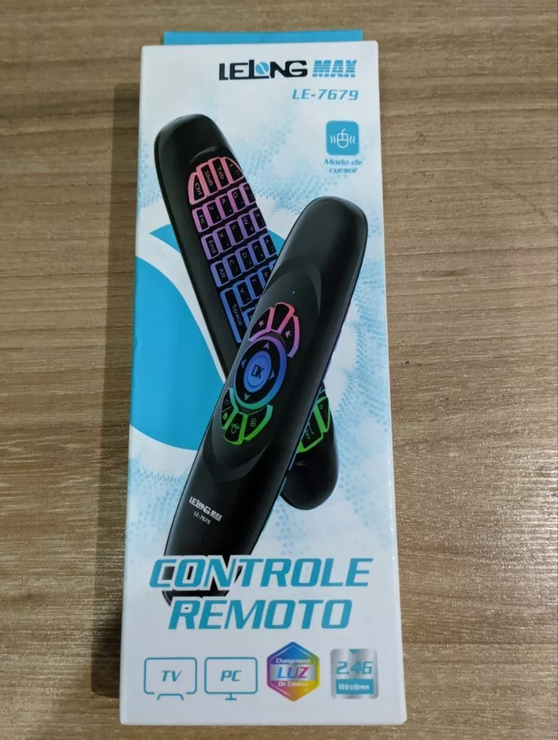 Controle Air Mouse Teclado 2.4G Wireless com LED RGB Giroscópio Universal IZEWAVE PRO photo review