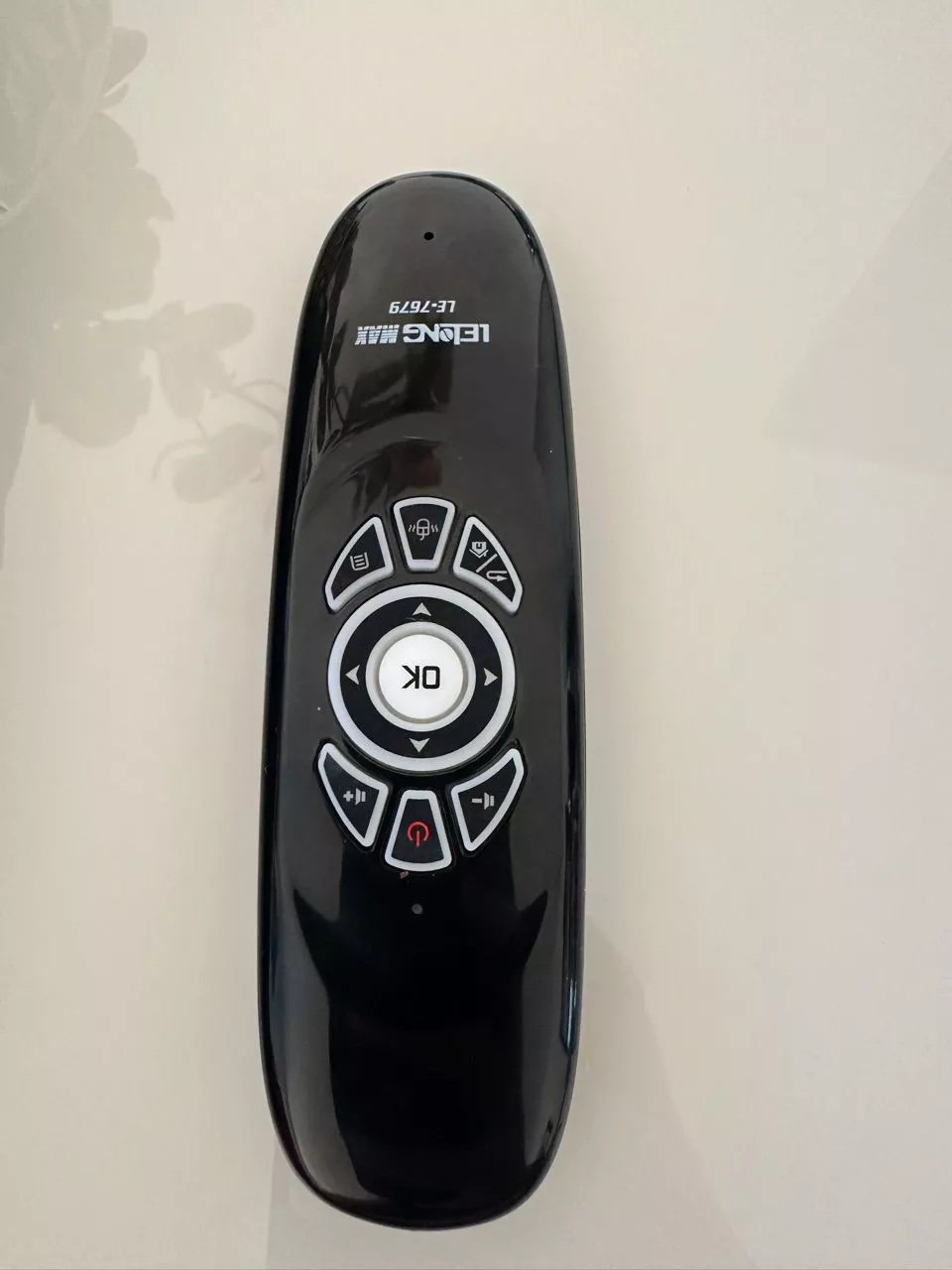 Controle Air Mouse Teclado 2.4G Wireless com LED RGB Giroscópio Universal IZEWAVE PRO photo review