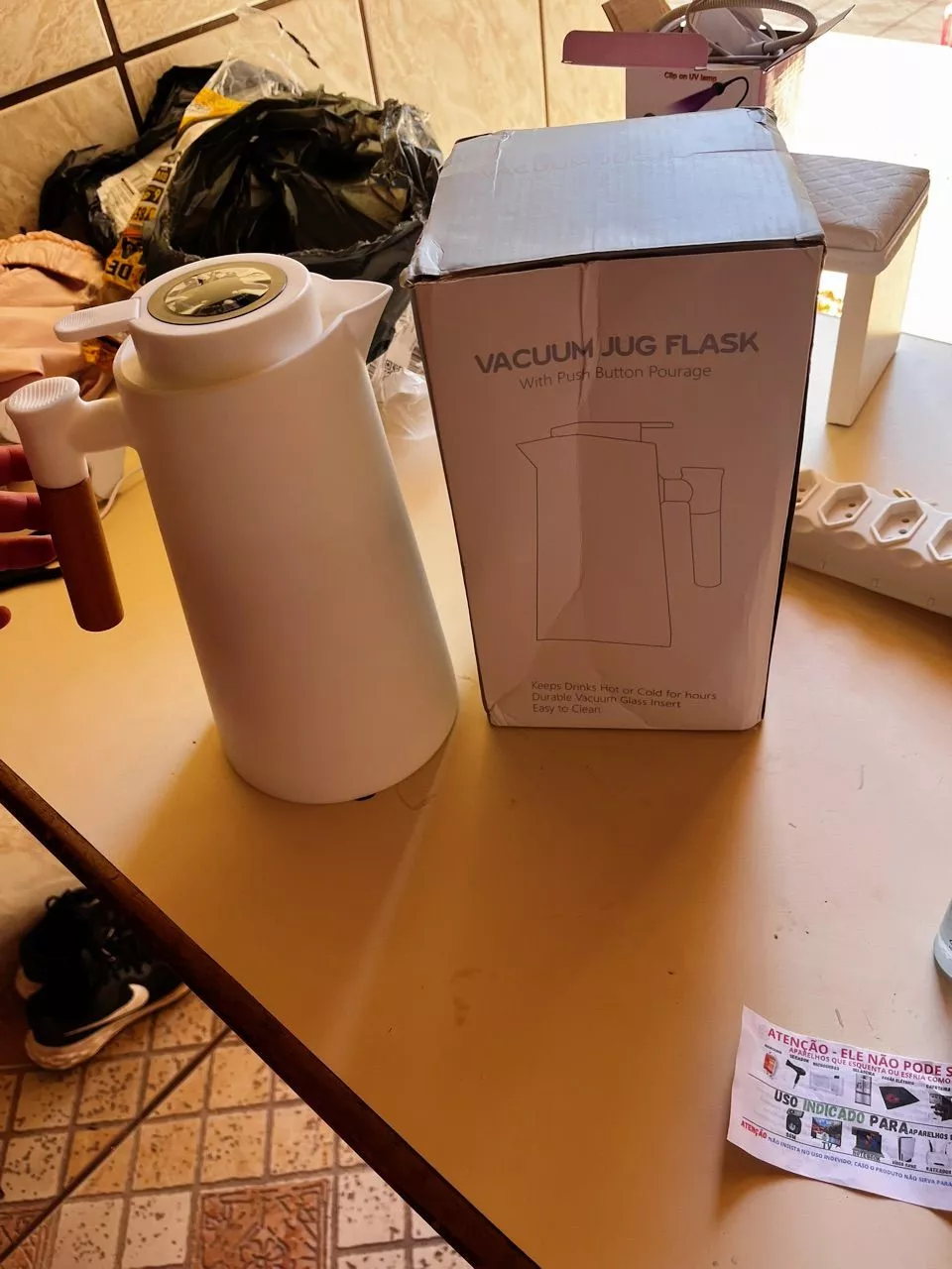 Garrafa Térmica 1 Litro Com Termômetro Led, Isolamento 24h, Cabo de Madeira IZEFRESH PRO photo review