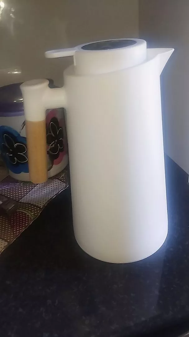 Garrafa Térmica 1 Litro Com Termômetro Led, Isolamento 24h, Cabo de Madeira IZEFRESH PRO photo review