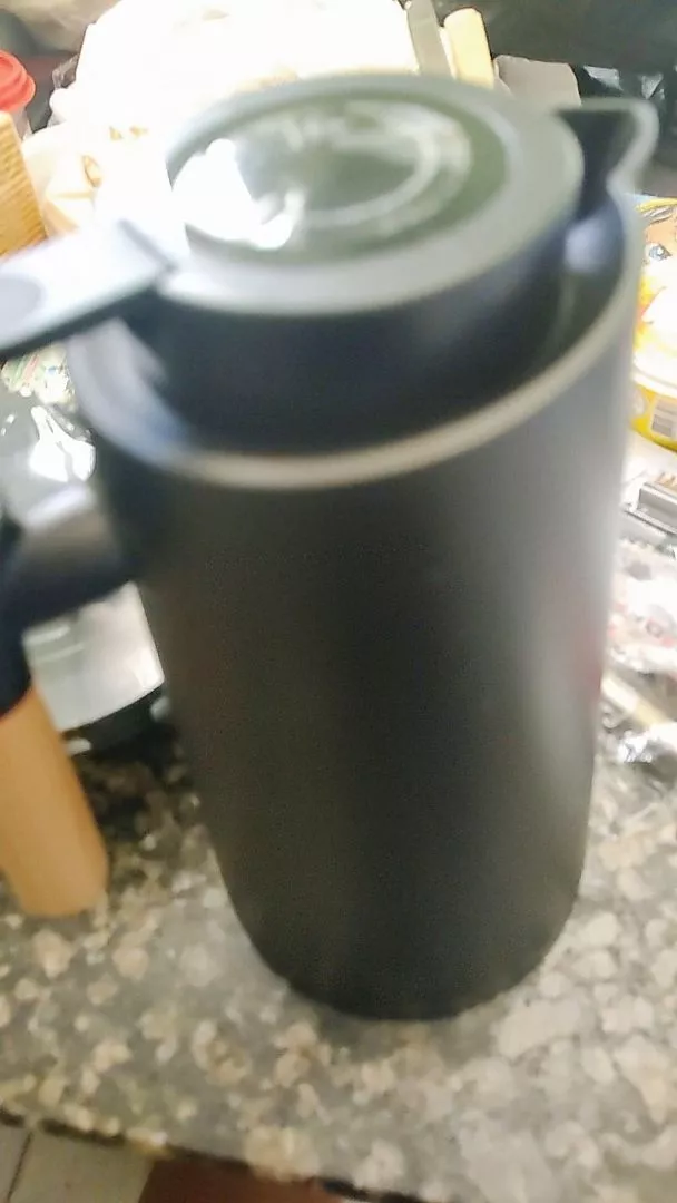 Garrafa Térmica 1L com Termômetro LED, Tampa Inovadora e Cabo de Madeira IZEHOT PRO photo review