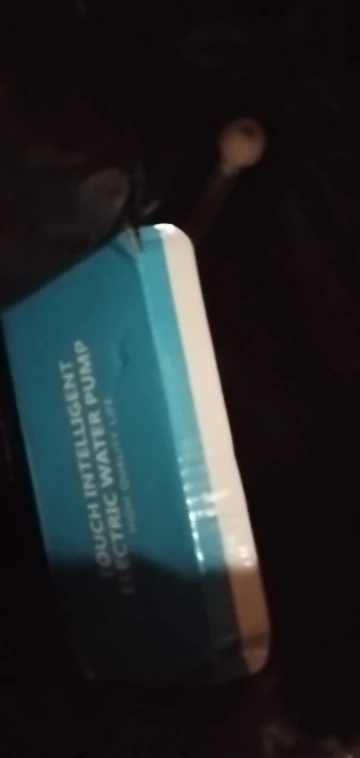 Click to view full screen Dispensador Elétrico IZEBOTTLE photo review