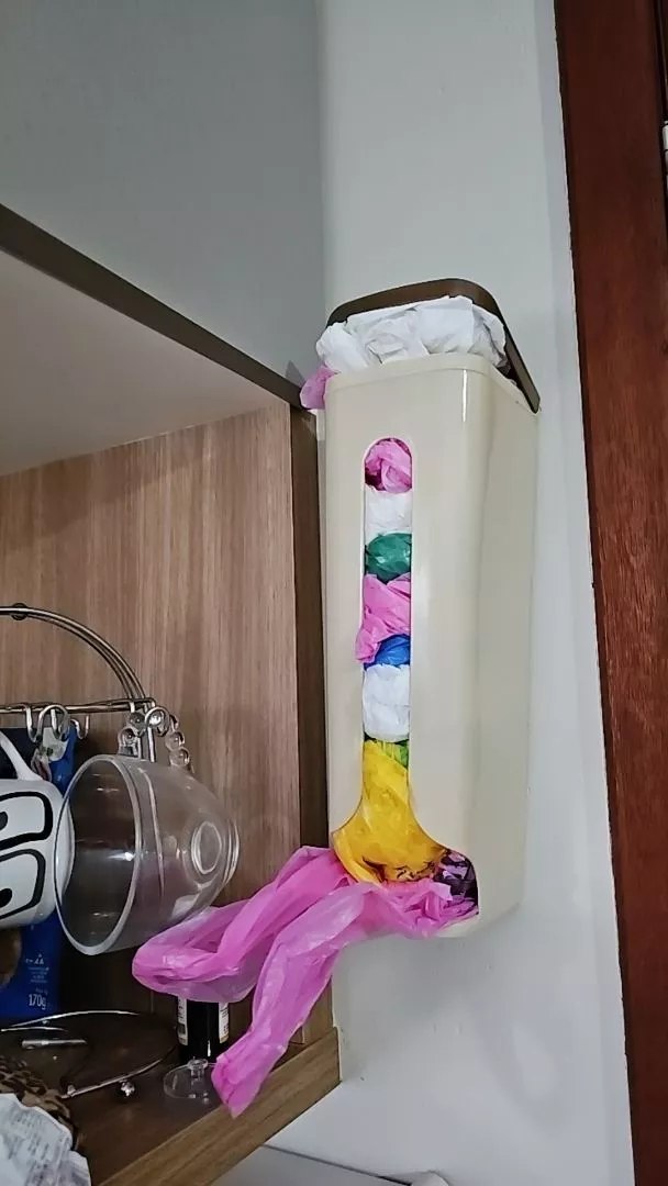 Suporte Multiuso para Sacolas Plásticas, Fixação Adesiva, Compacto para Cozinha e Banheiro IZECLEAN FIT photo review