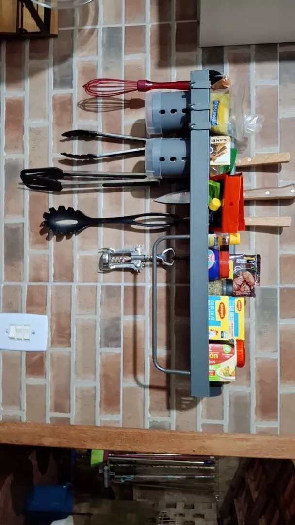 Prateleira Organizadora Multiuso Alumínio Preta 60cm com Suporte para Facas e Utensílios IZEORGANIZE PRO photo review