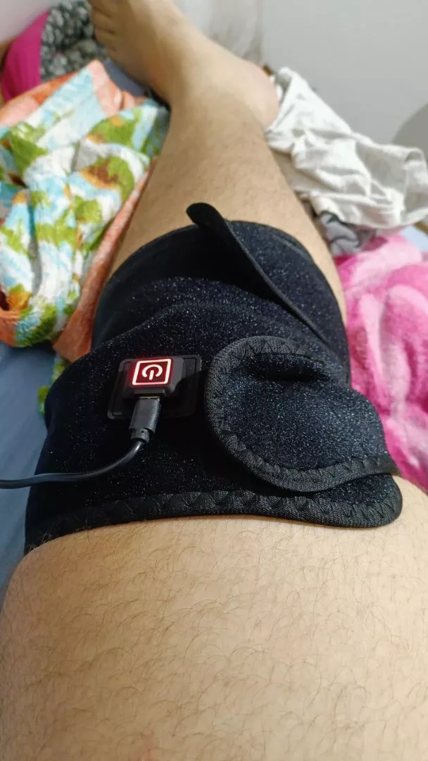 Joelheira Térmica Elétrica Ajustável para Fisioterapia, Aquecimento Rápido, Bolsa para Gelo | IZEHOT RELIEF photo review