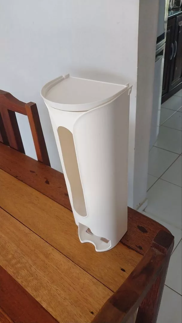 Suporte Multiuso para Sacolas Plásticas, Fixação Adesiva, Compacto para Cozinha e Banheiro IZECLEAN FIT photo review