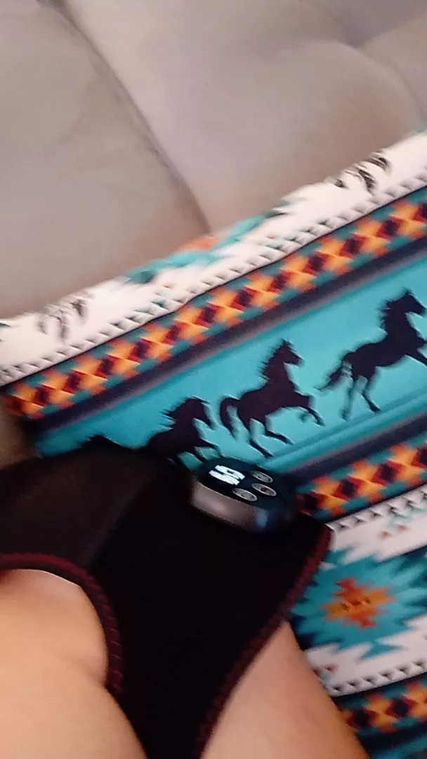 Massageador Elétrico para Joelho e Ombro com Aquecimento, Display Digital e Controle de Temperatura IZEHEAT PRO photo review