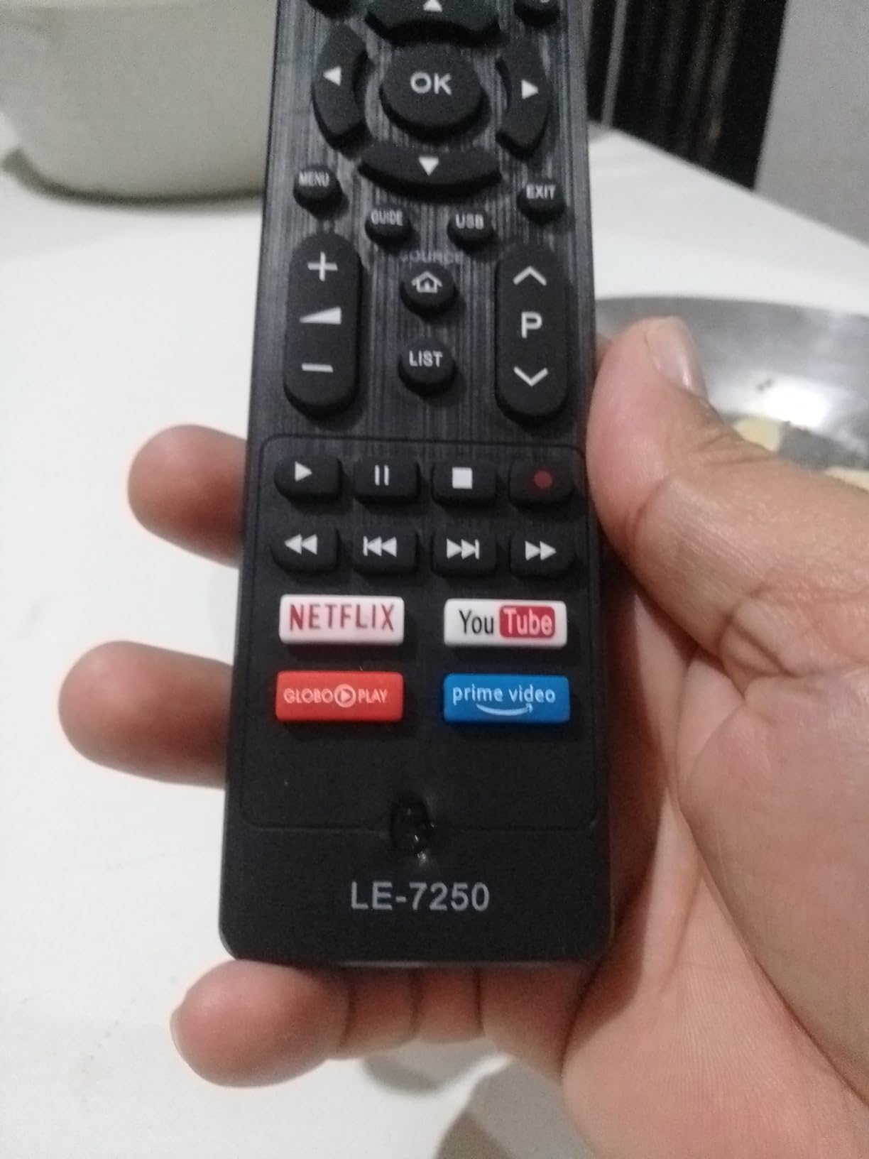 Controle Remoto Universal Smart TV Philco Preto Infravermelho Pronto Uso Imediato IZECLICK PRO photo review