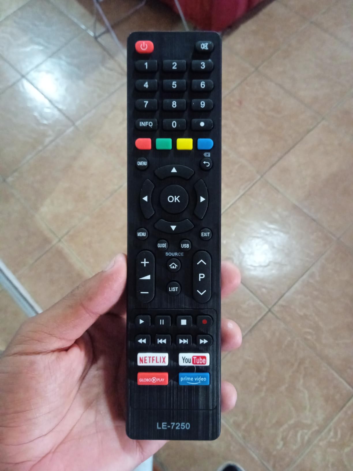 Controle Remoto Universal Smart TV Philco Preto Infravermelho Pronto Uso Imediato IZECLICK PRO photo review