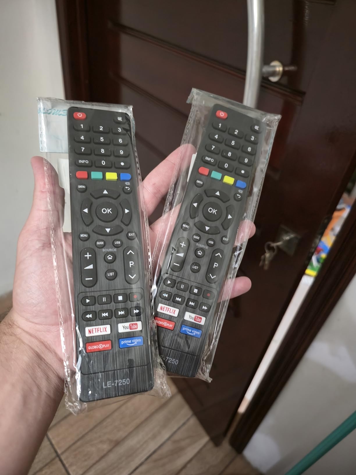 Controle Remoto Universal Smart TV Philco Preto Infravermelho Pronto Uso Imediato IZECLICK PRO photo review