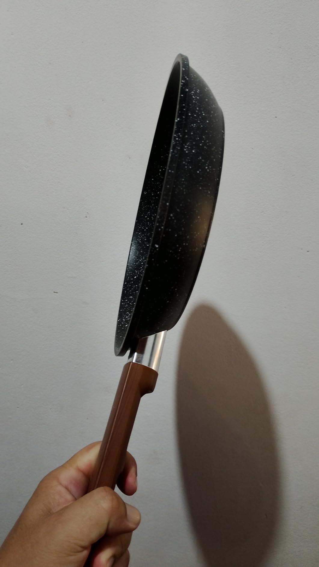 Frigideira Cerâmica 24cm 2,5L Antiaderente Fundo Indução Cabo Madeira Premium IZECOOK MAX photo review