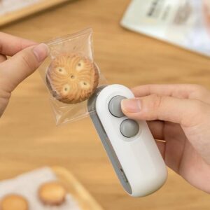 Mini Seladora de Embalagens Portátil USB Recarregável Dupla Função Sela e Corta Magnética IZEFRESH CUT