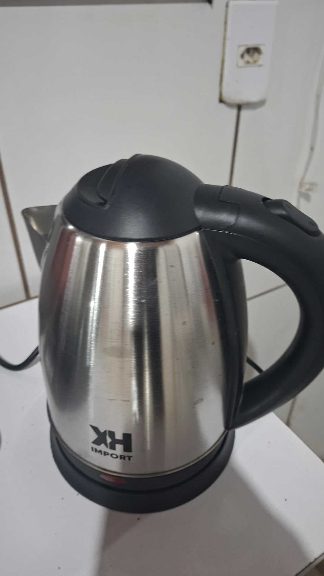 Chaleira Elétrica Inox 2L 220V Desligamento Automático Base 360° Aquecimento Rápido IZEBOIL PRO photo review