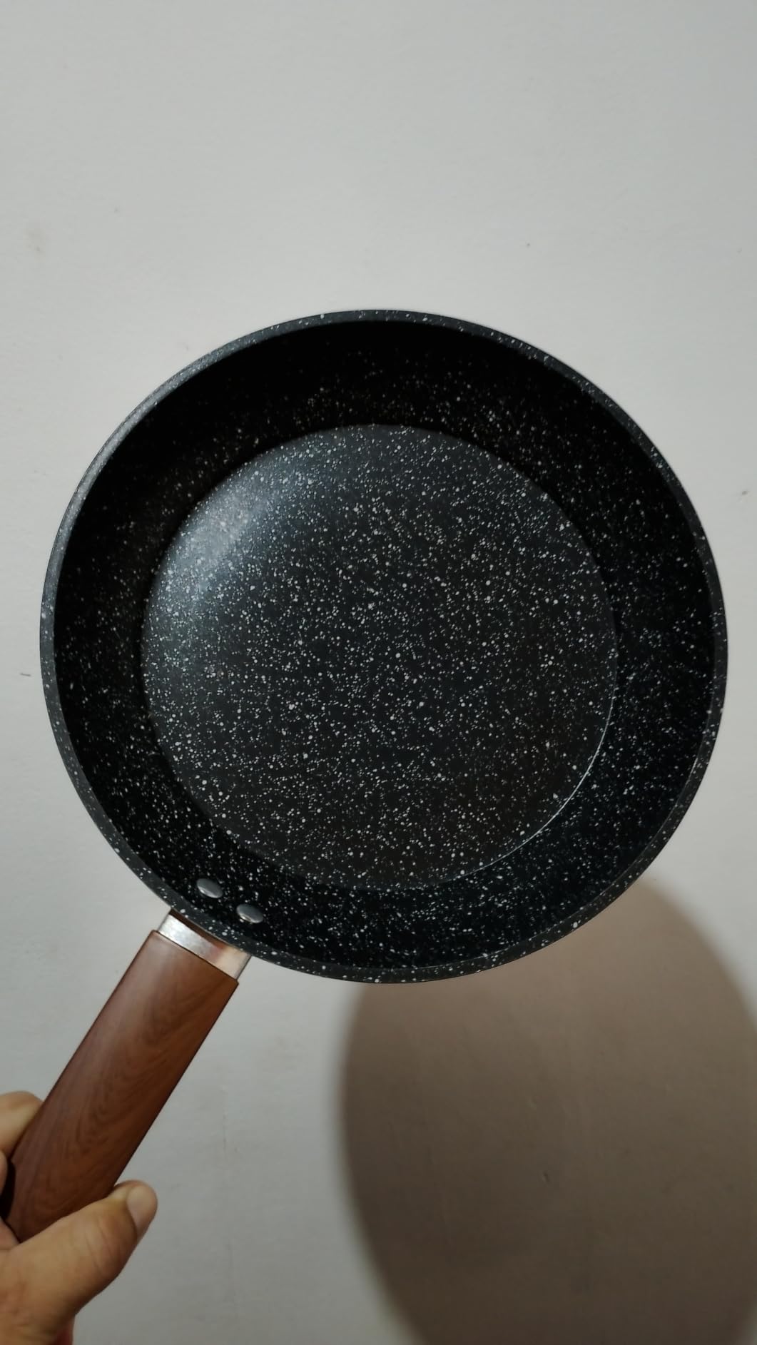 Frigideira Cerâmica 24cm 2,5L Antiaderente Fundo Indução Cabo Madeira Premium IZECOOK MAX photo review