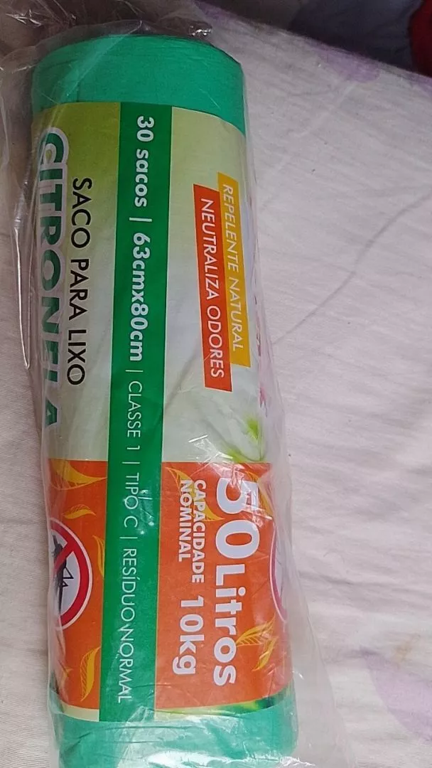 Click to view full screen Embalixo Saco de Lixo Verde 50L Reforçado Perfumado Repelente 30 Unidades IZEGUARD PRO photo review