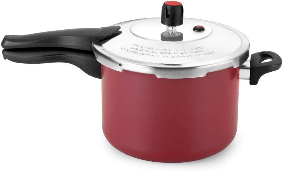 Panela de Pressão Fechamento Externo Alumínio Laminado 4,5L Vermelha Turbo IZEPRESS PRO IZESHOP Panela de pressão vermelha 4,5 litros IZEPRESS PRO com tampa e acabamento em alumínio polido