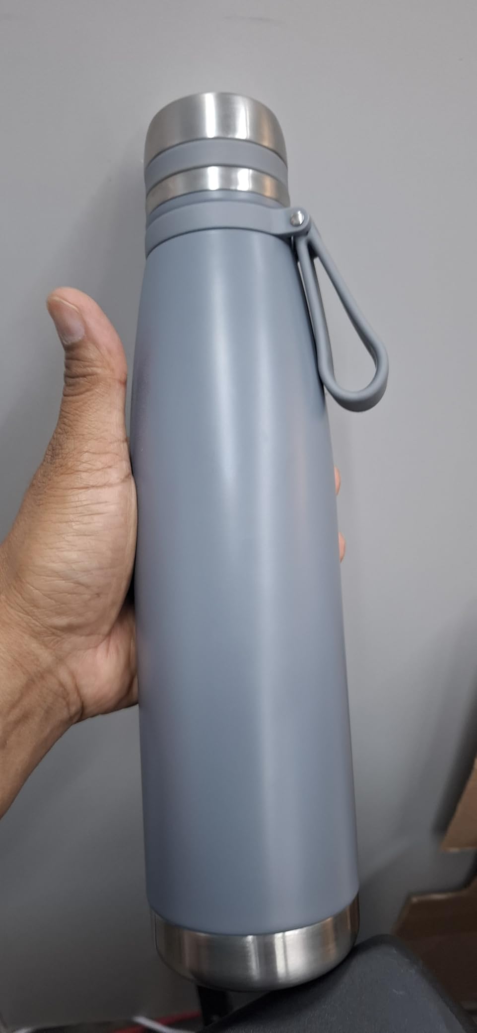Garrafa Térmica 1L Inox 304 Tampa Rosca Alça Emborrachada Premium IZEKEEP MAX photo review