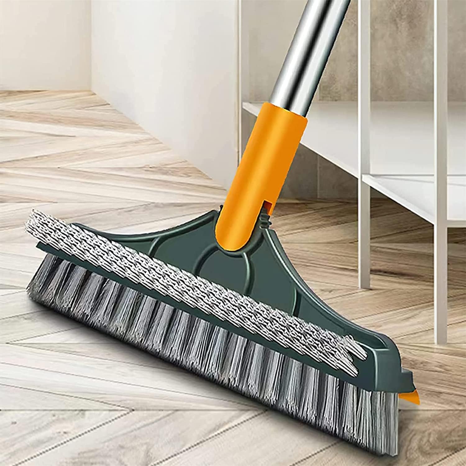 Escova de Limpeza de Chão 3 em 1 V Formato Cabo Longo Inox Rotativa 120° Premium IZEGRIP PRO IZESHOP Escova premium com cerdas duráveis em aço inox, fio PP e TPR para limpeza de piso e parede