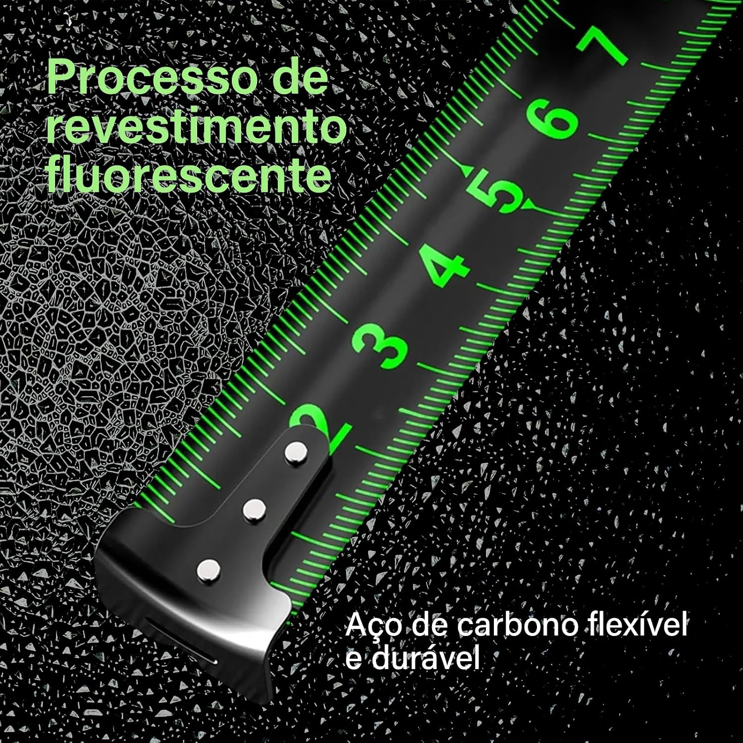 Fita Métrica Profissional 10m x 25mm Aço Carbono Trava Automática Fluorescente IZEPRO MAX IZESHOP Detalhe da fita métrica profissional fluorescente IZEPRO MAX com trava e medição precisa